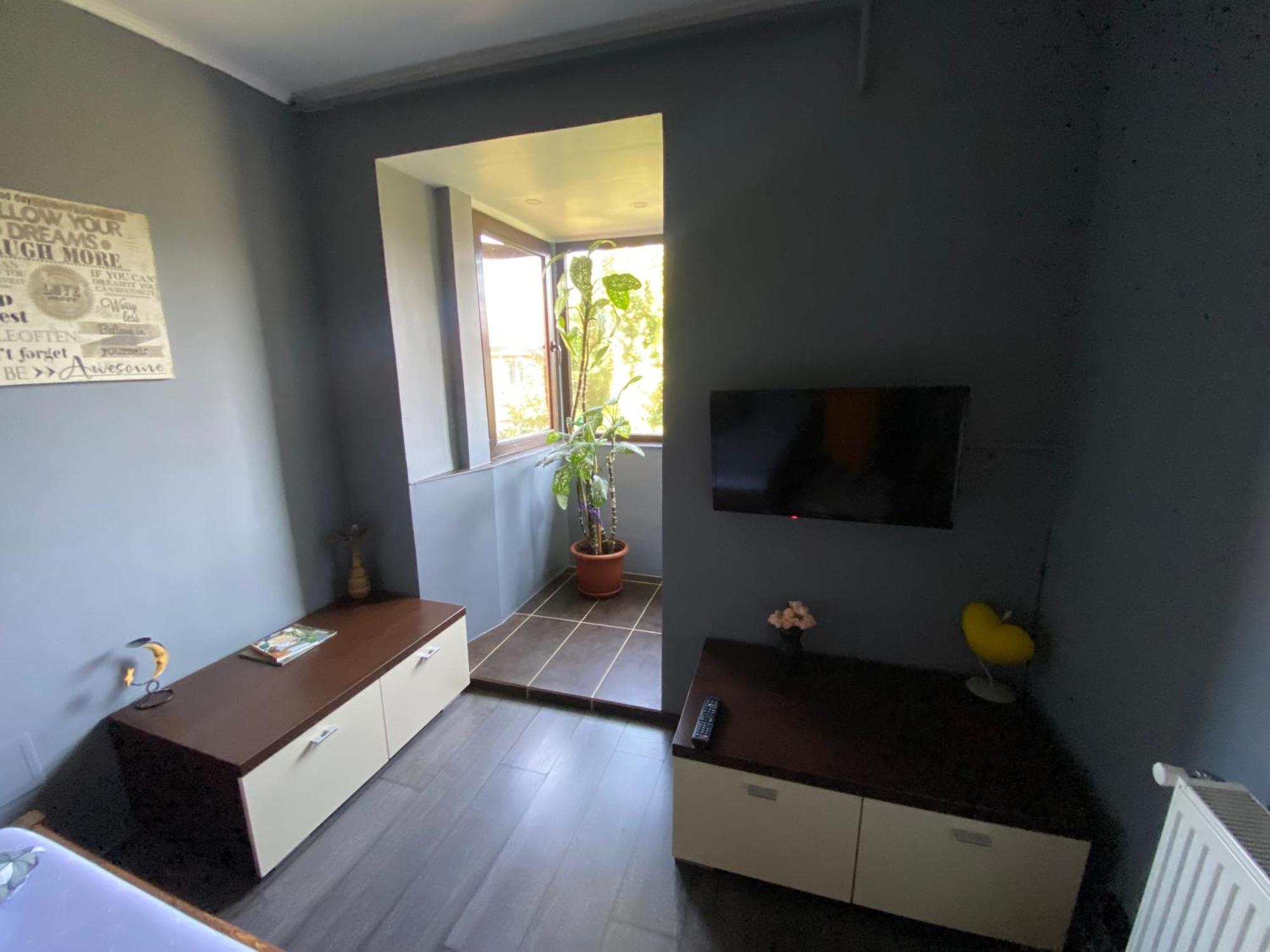 Comfort Home Apartment 2 Petroşani Exteriér fotografie