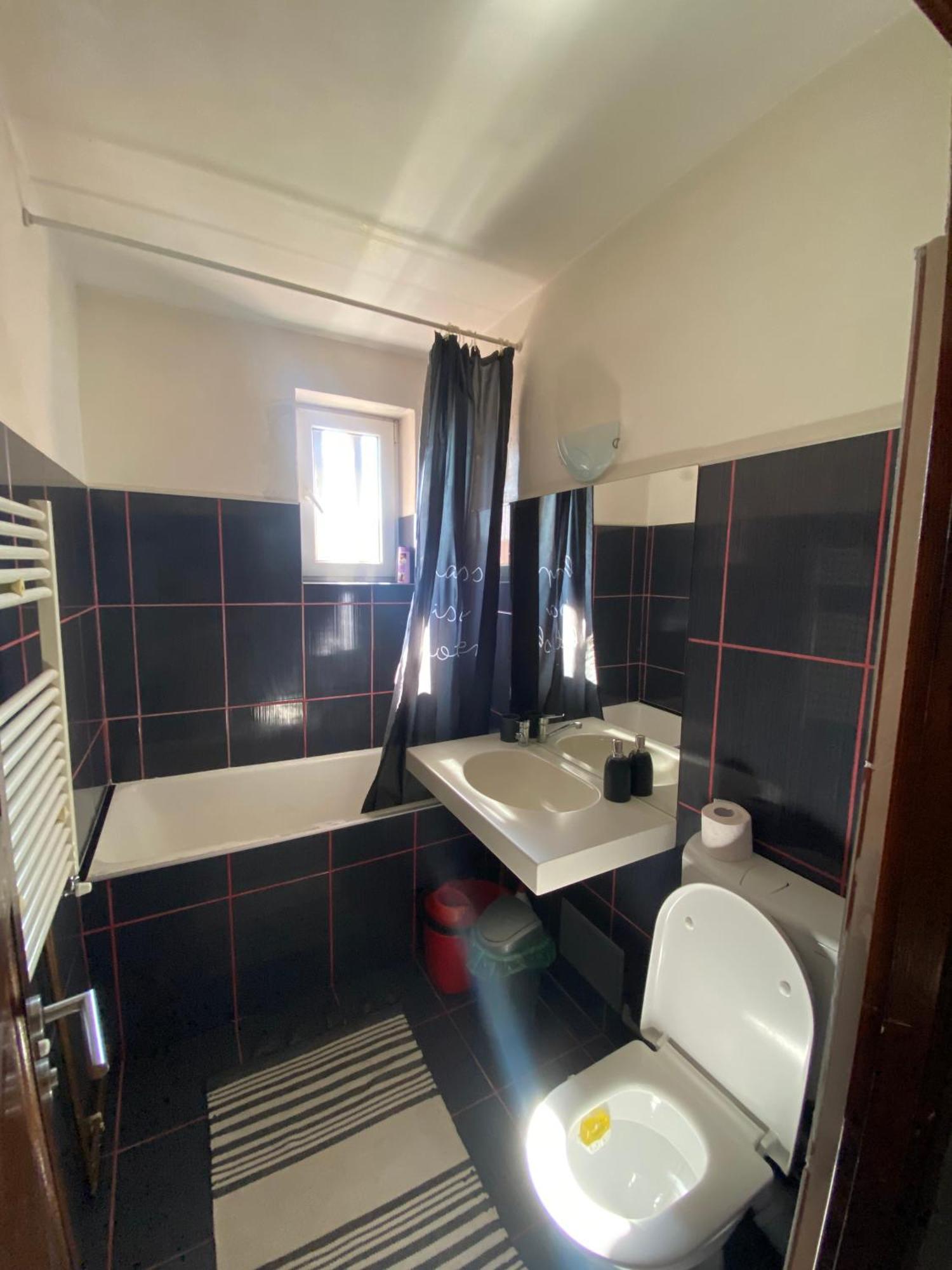 Comfort Home Apartment 2 Petroşani Exteriér fotografie